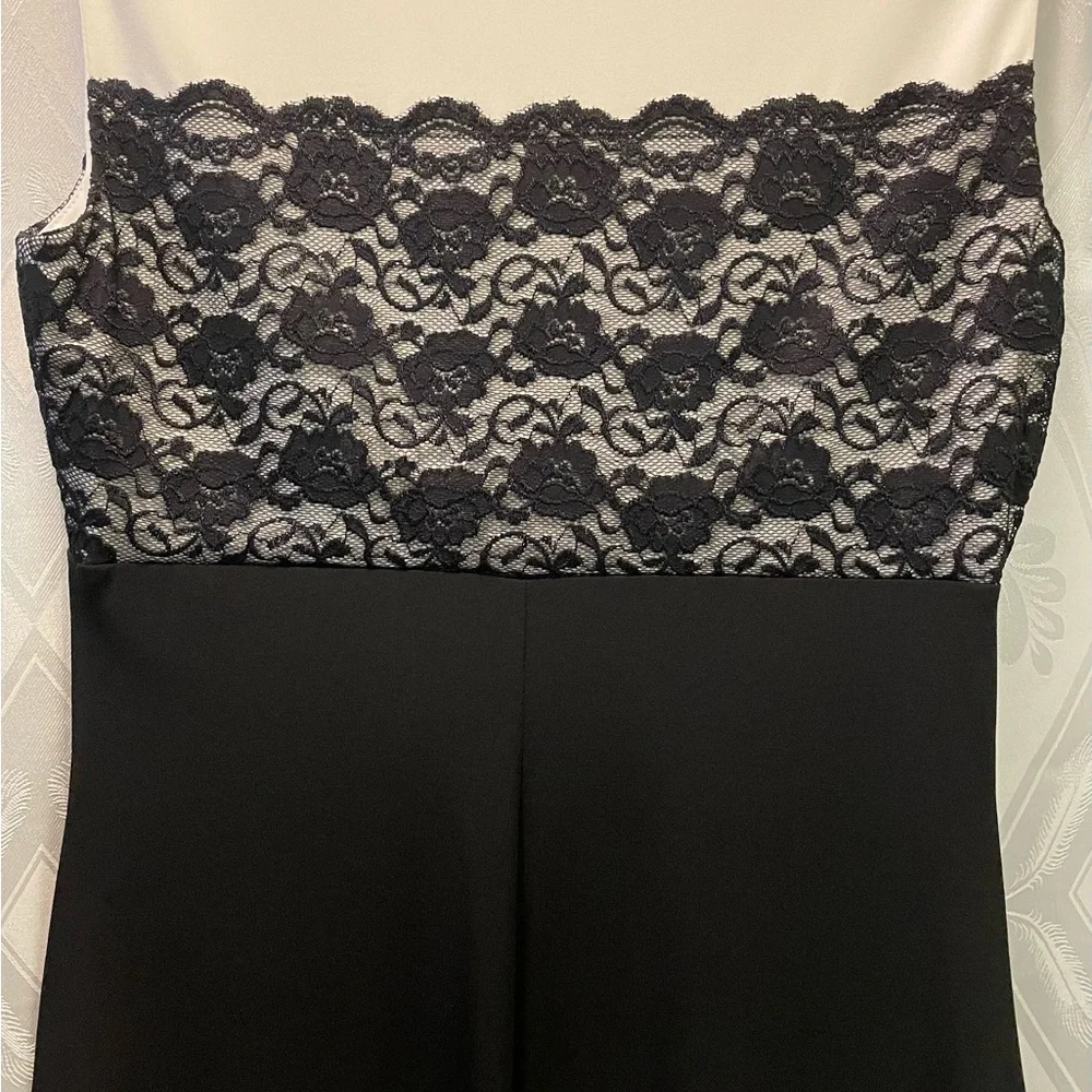 Black and white Beautiful Party Dress - Picture 4 of 7